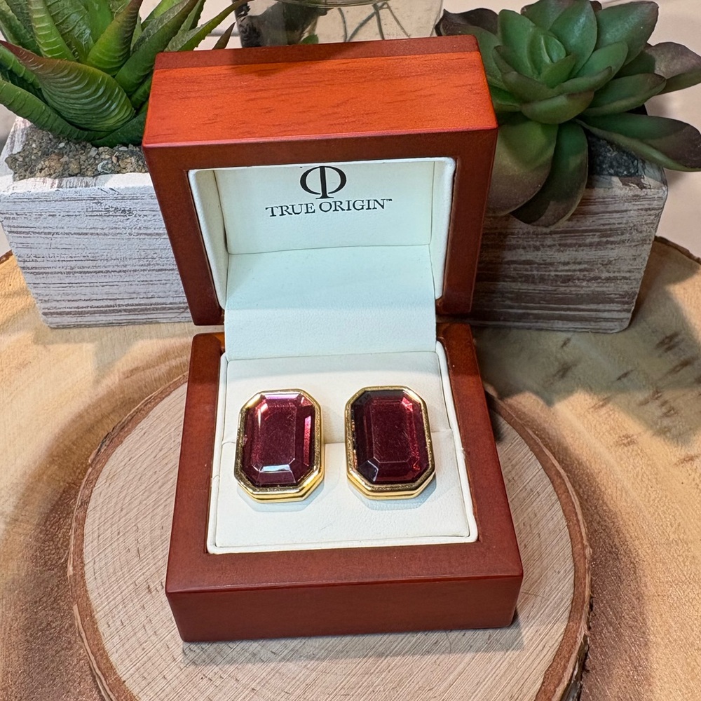 Joan Rivers❤️ Red/Gold Earrings ✨